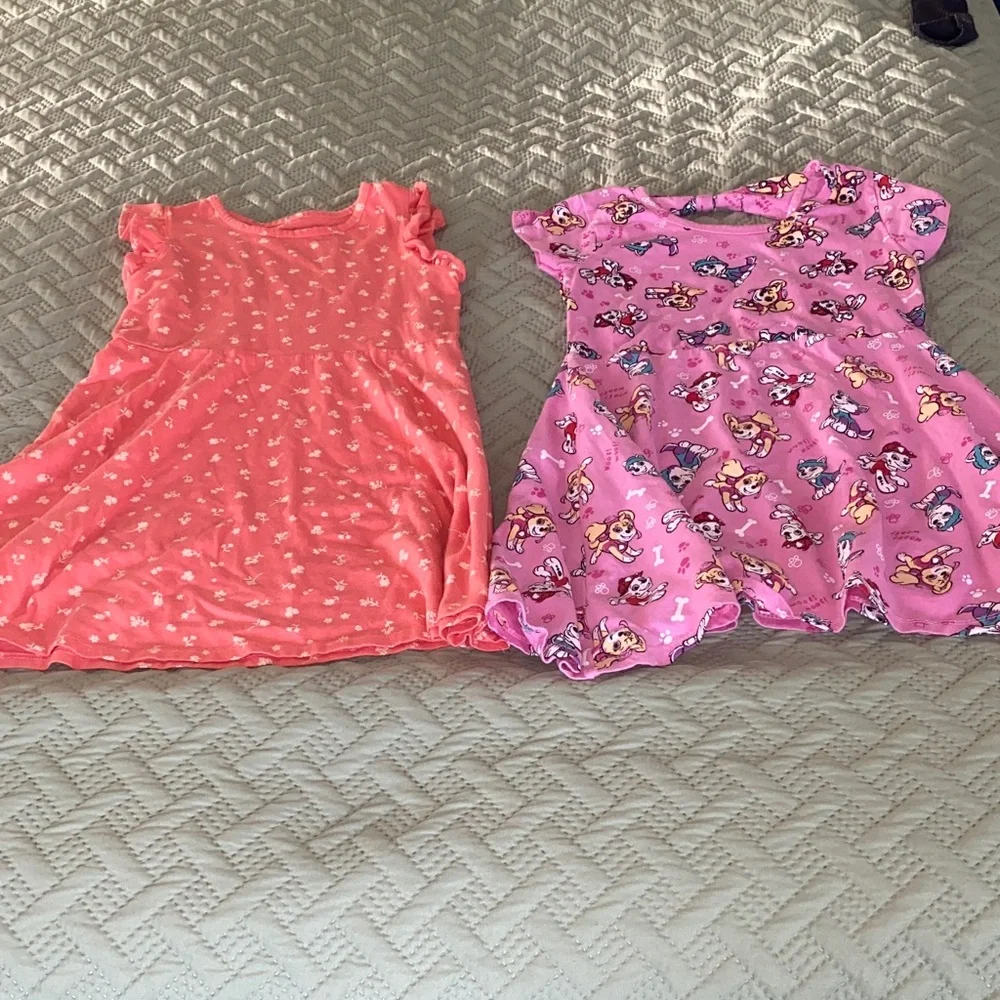 Set of Two Girls' Dresses in Pink and Purple - Picture 1 of 6